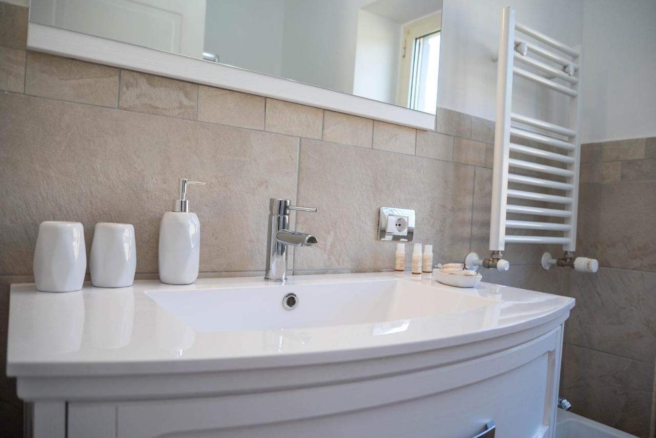 Luxury Villa Arianna Tarano Dış mekan fotoğraf