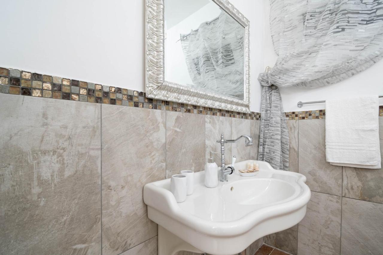 Luxury Villa Arianna Tarano Dış mekan fotoğraf